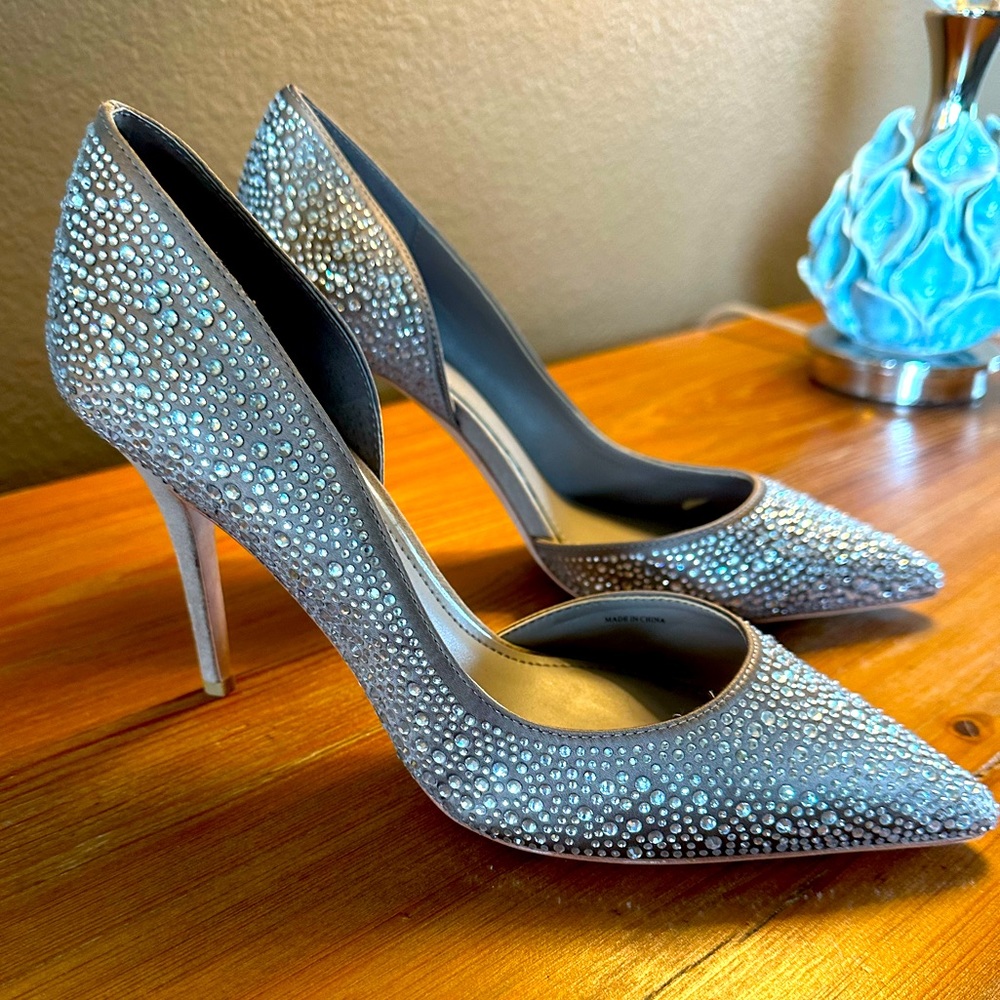 White House Black Market, size 9, 3” heel, never worn.